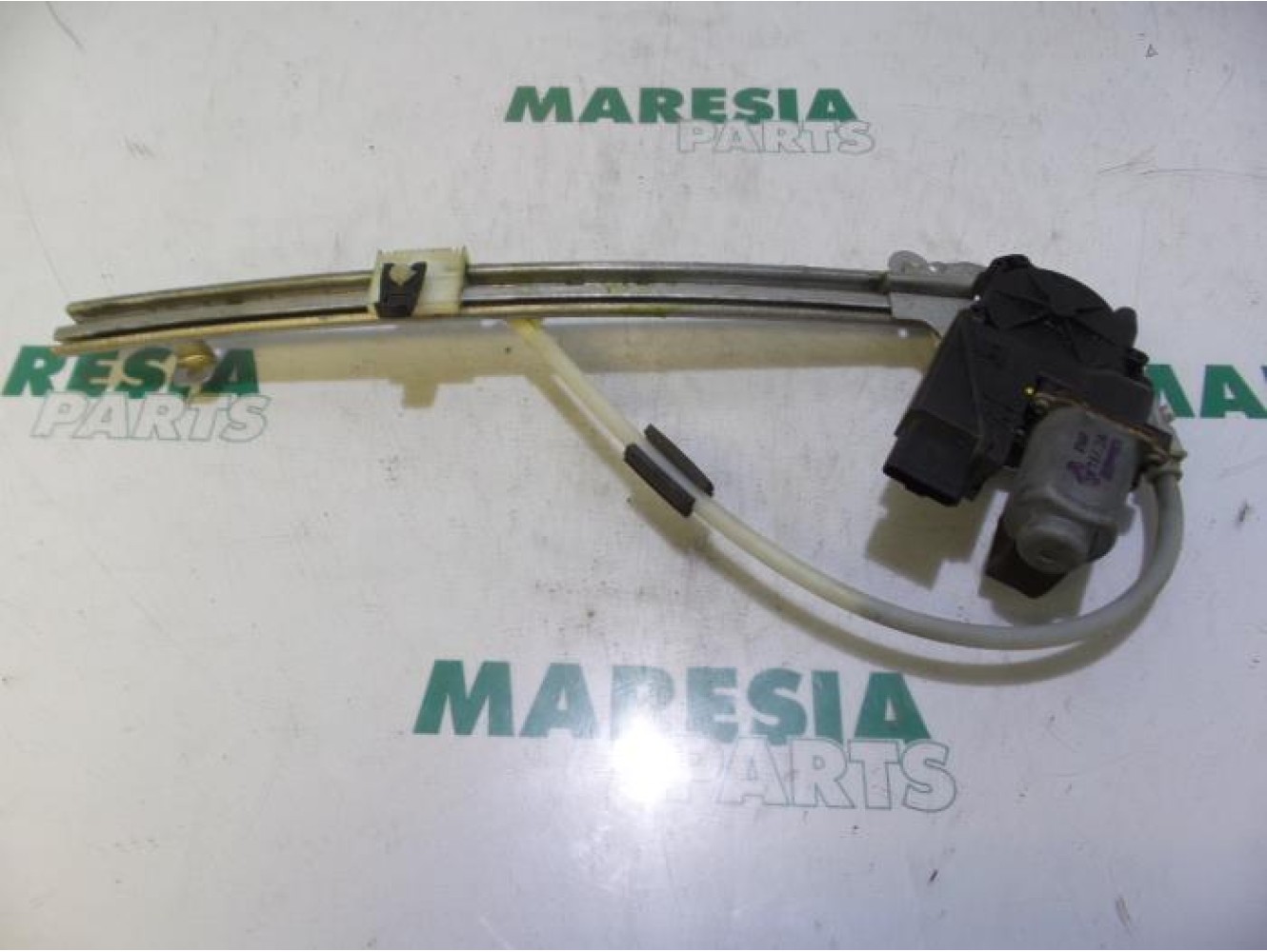 Renault - Laguna - Rear door window mechanism 4-door, left