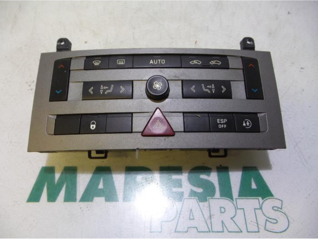 Peugeot - 407 - Heater control panel