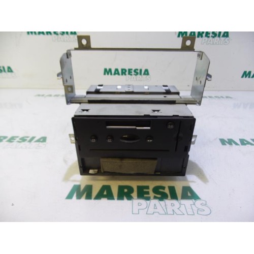 Lancia - Thesis - Radio CD player