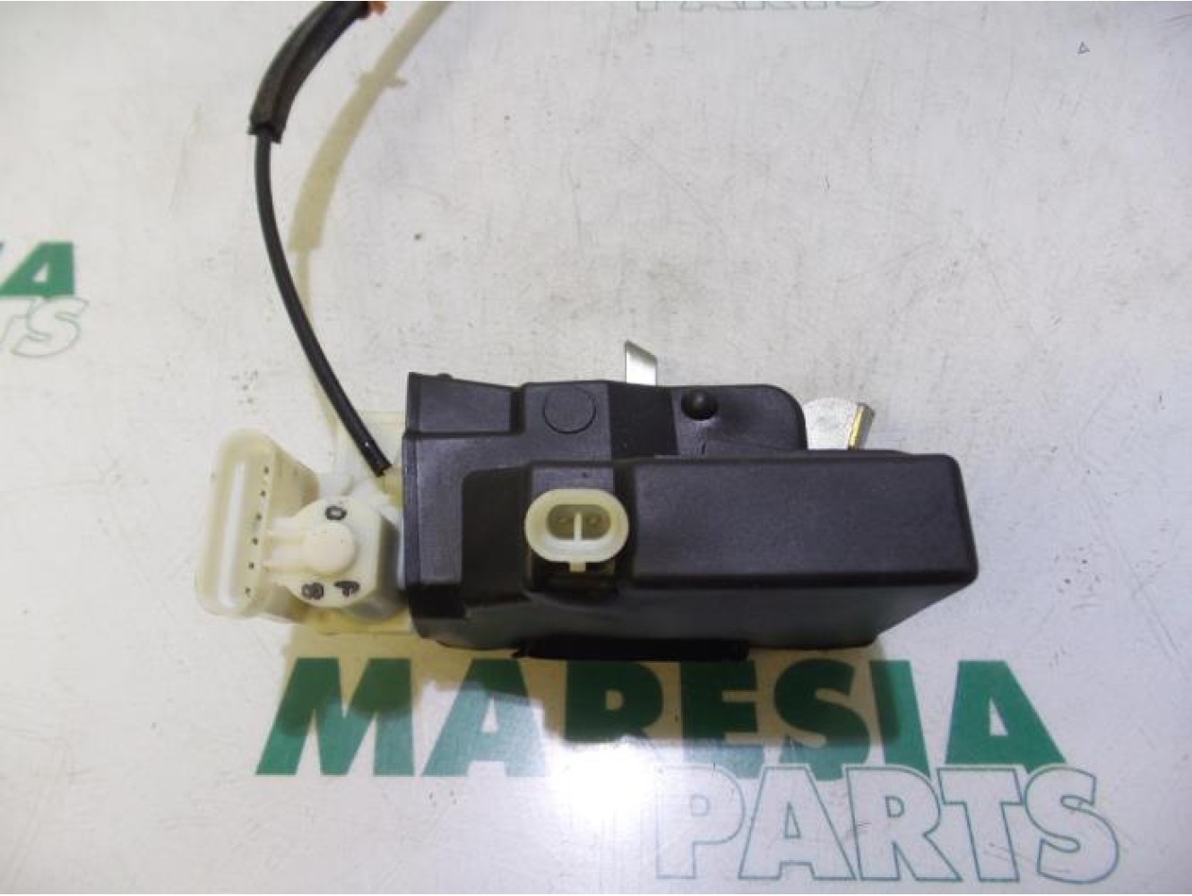 Lancia - Thesis - Rear door mechanism 4-door, right