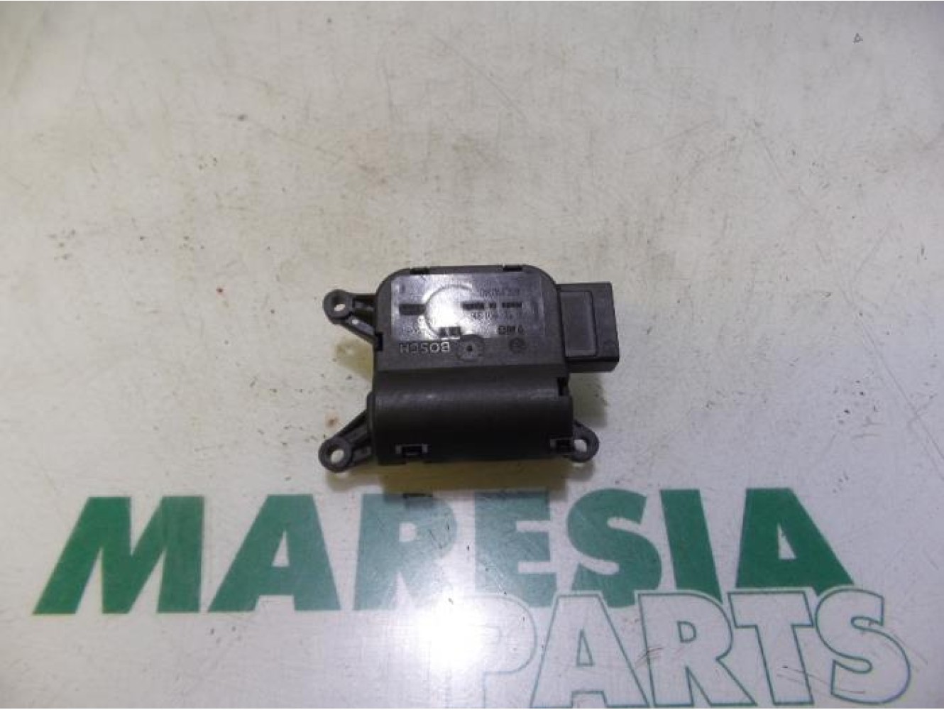 Lancia - Thesis - Kachelklep Motor