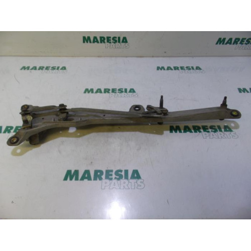 Lancia - Thesis - Wiper mechanism