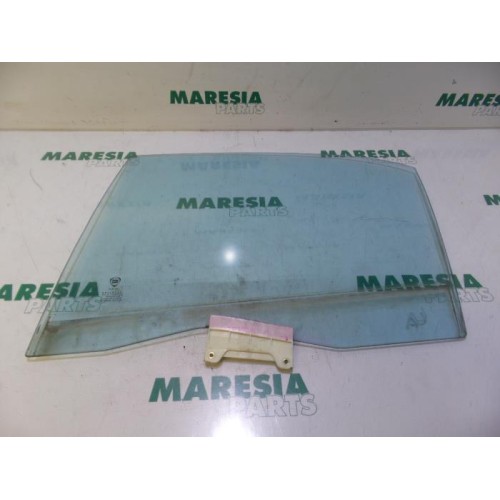 Lancia - Thesis - Rear door window 4-door, left