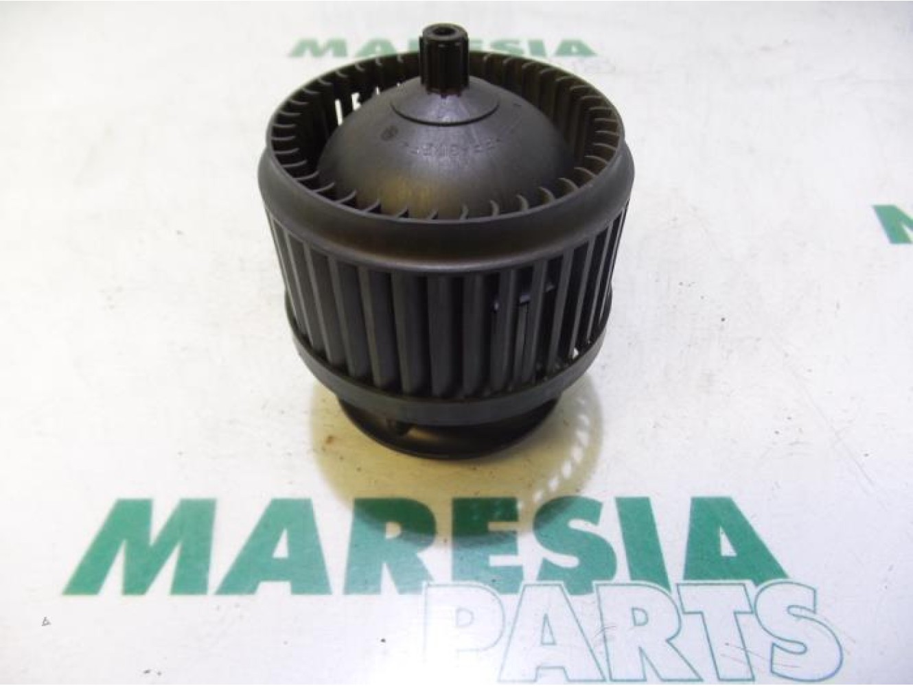 Renault - Vel Satis - Heating and ventilation fan motor