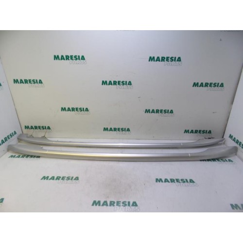 Peugeot - 407 - Roof rail kit