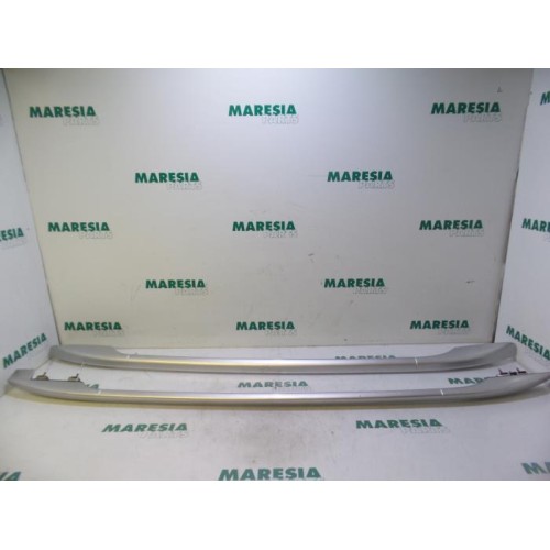 Peugeot - 407 - Roof rail kit