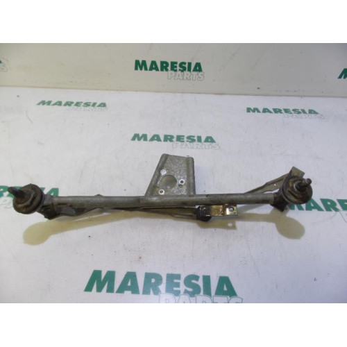 Peugeot - 206 - Wiper mechanism