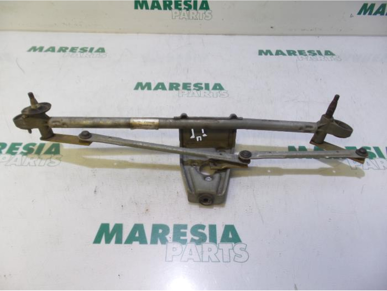 Renault - Clio - Wiper mechanism