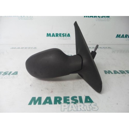 Renault - Clio - Wing mirror, right