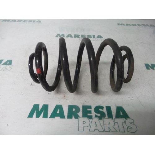 Renault - Clio - Rear coil spring