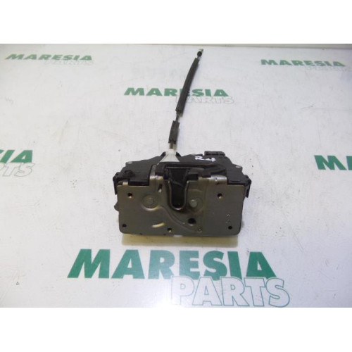 Fiat - Punto - Serrure portière mécanique 4portes arrière droite