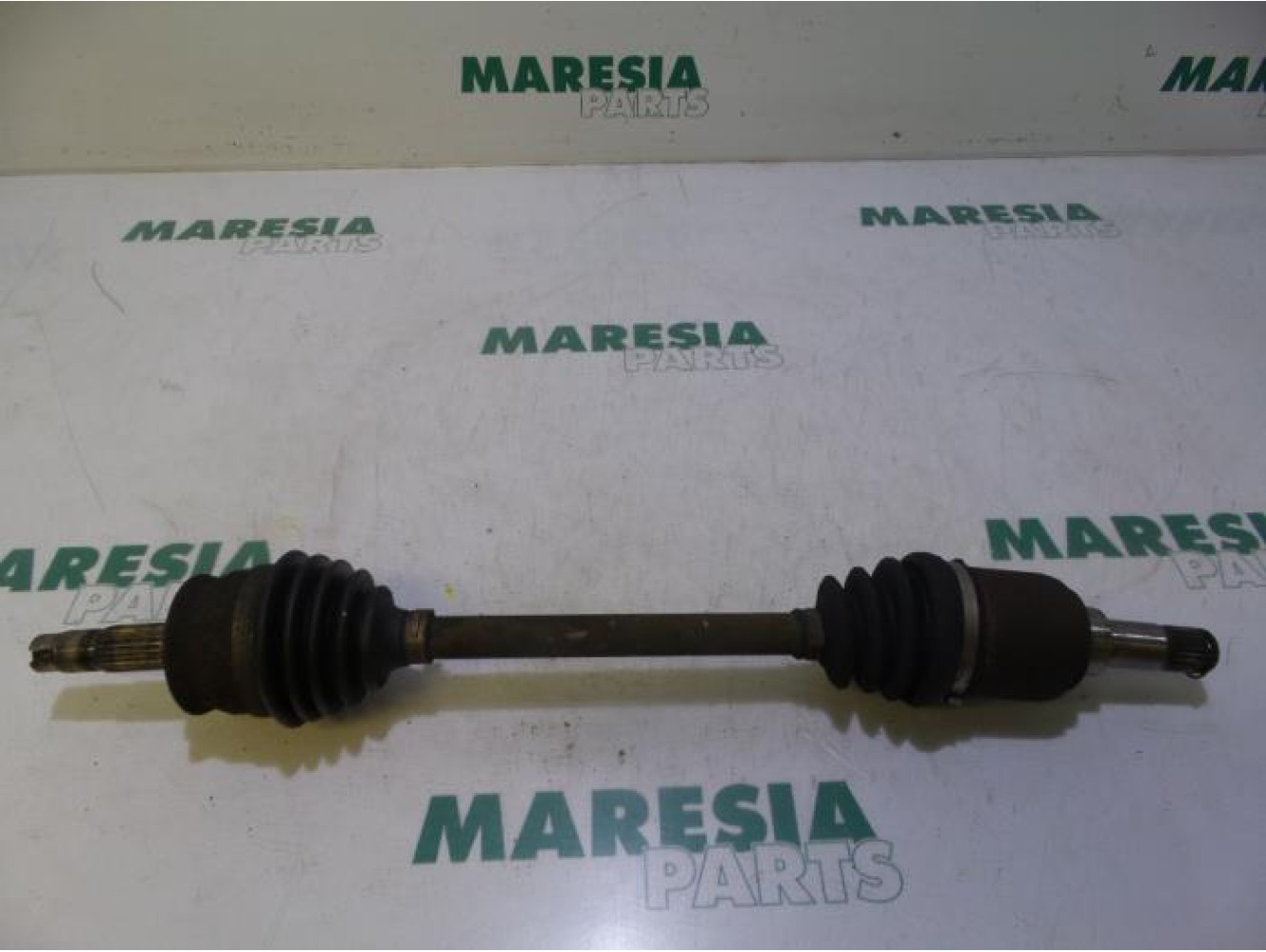 Fiat - Panda - Aandrijfas links-voor