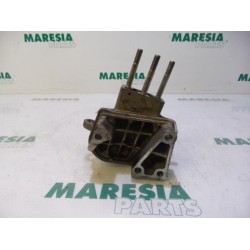 Fiat - Punto - Engine mount