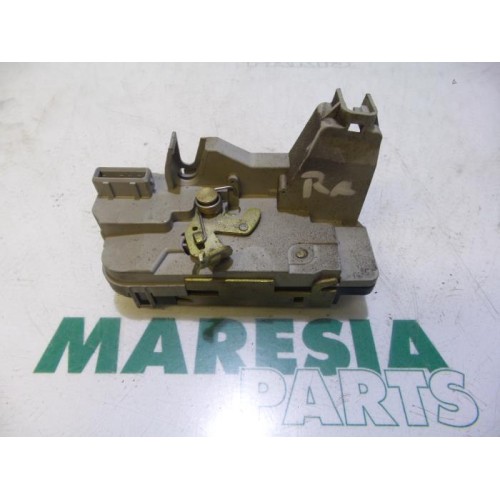 Peugeot - 307 - Rear door mechanism 4-door, right