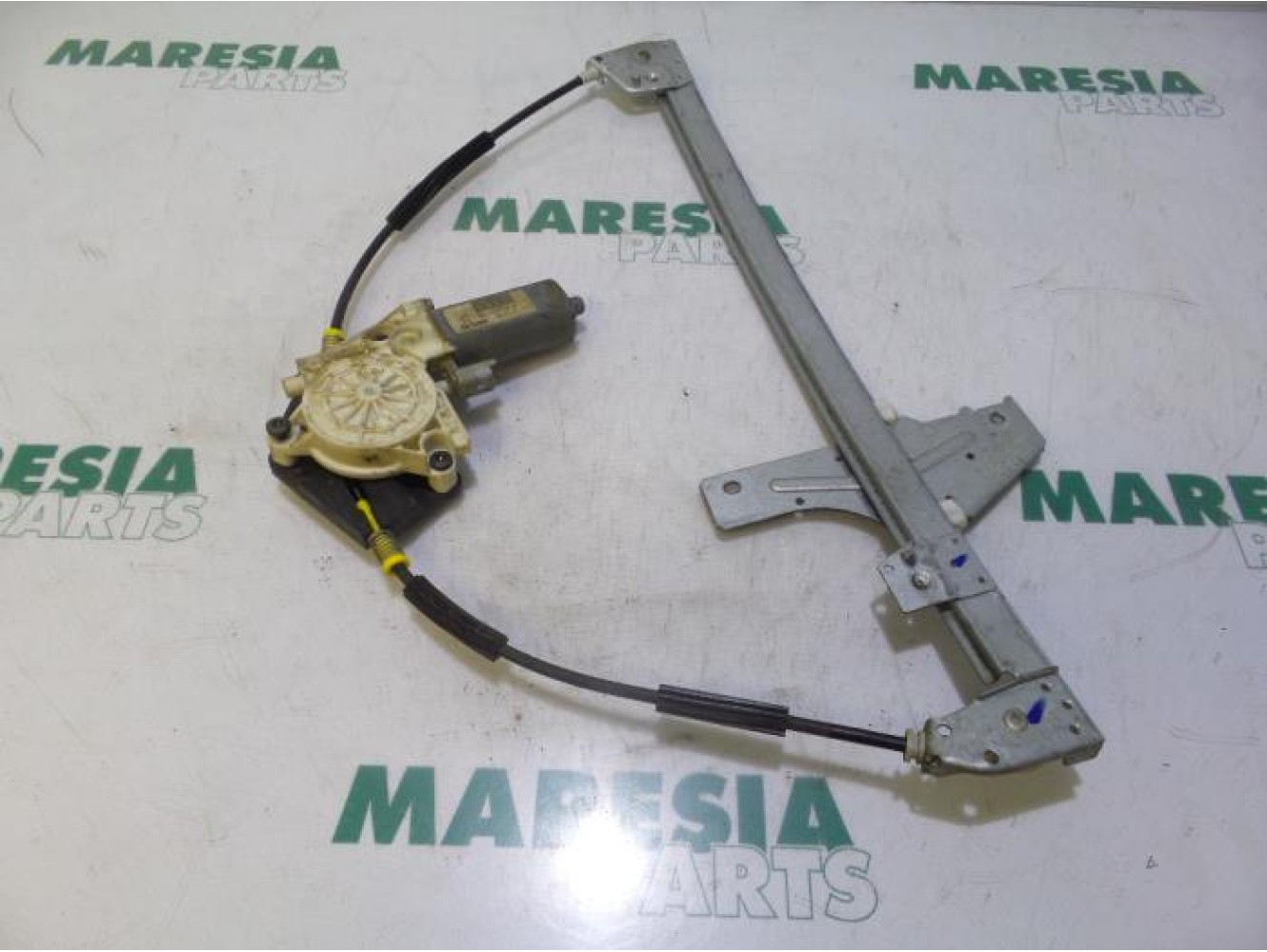 Peugeot - 307 - Window mechanism 4-door, front right