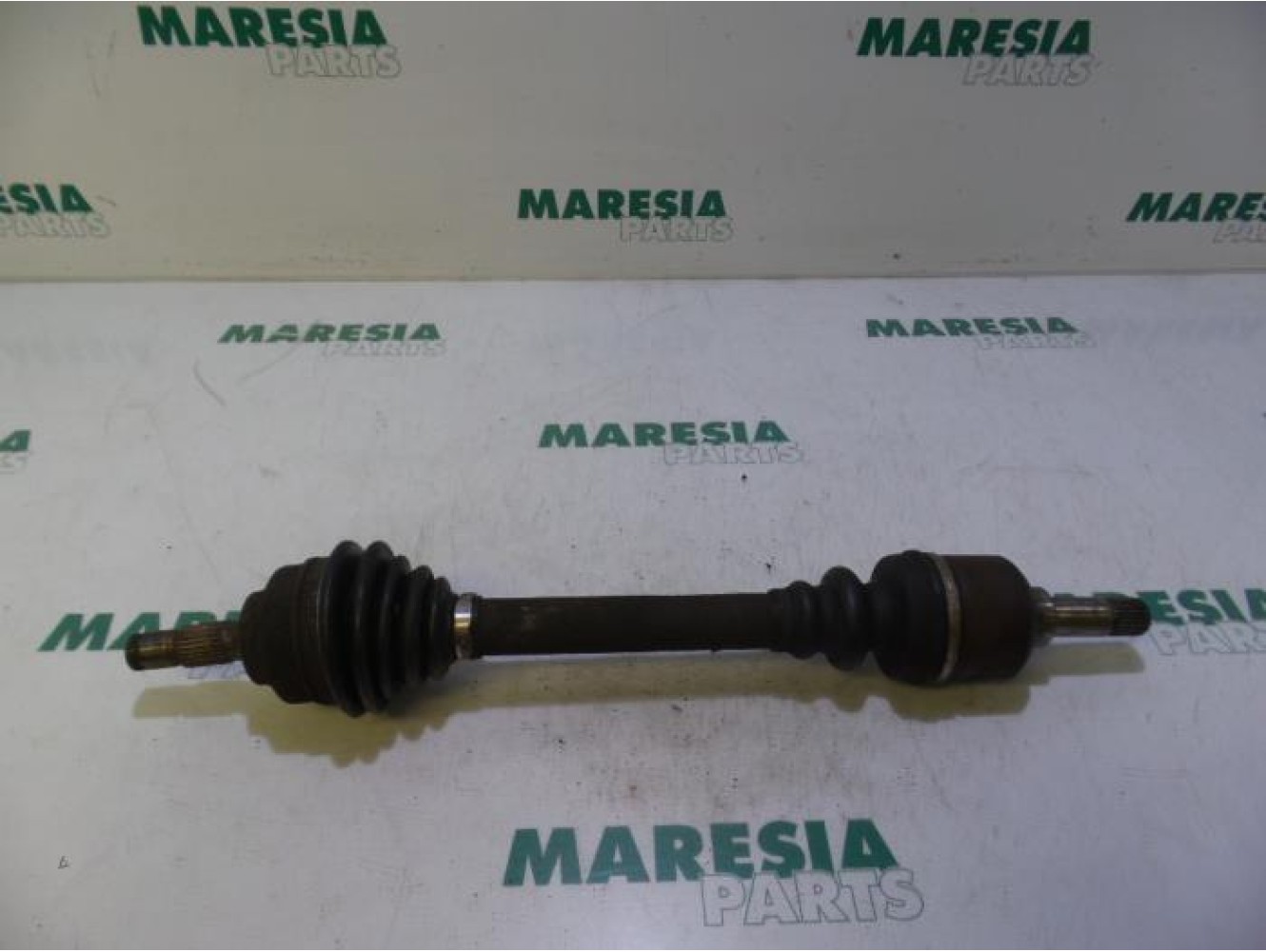 Peugeot - 307 - Aandrijfas links-voor