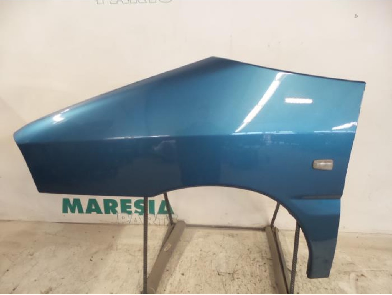Peugeot - Expert - Front wing, left