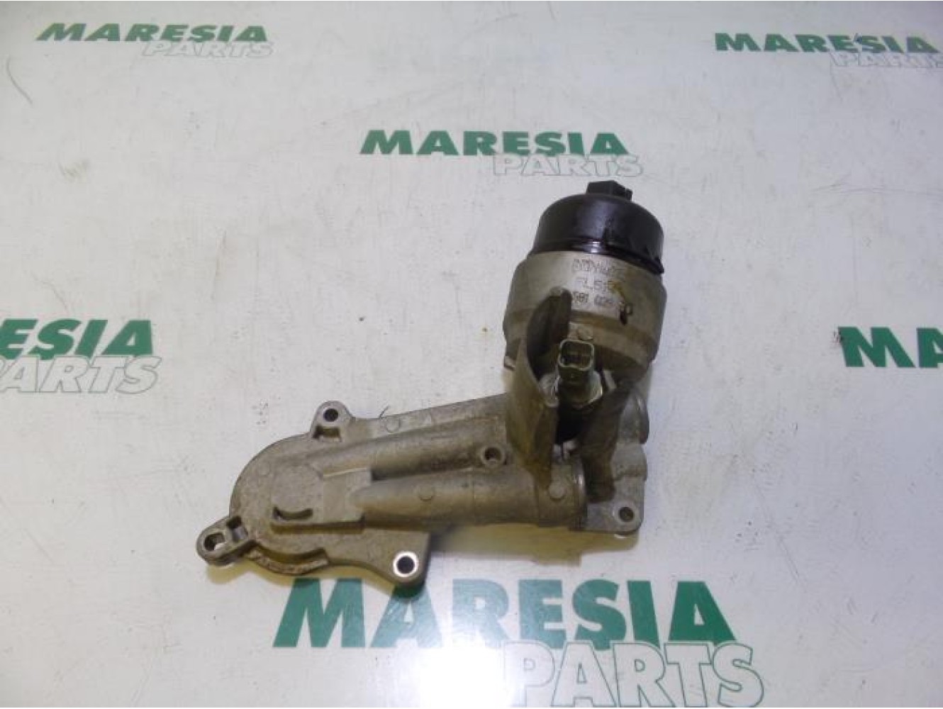 Peugeot - 1007 - Oil filter holder