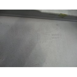 Alfa Romeo - 4C - Zijskirt links