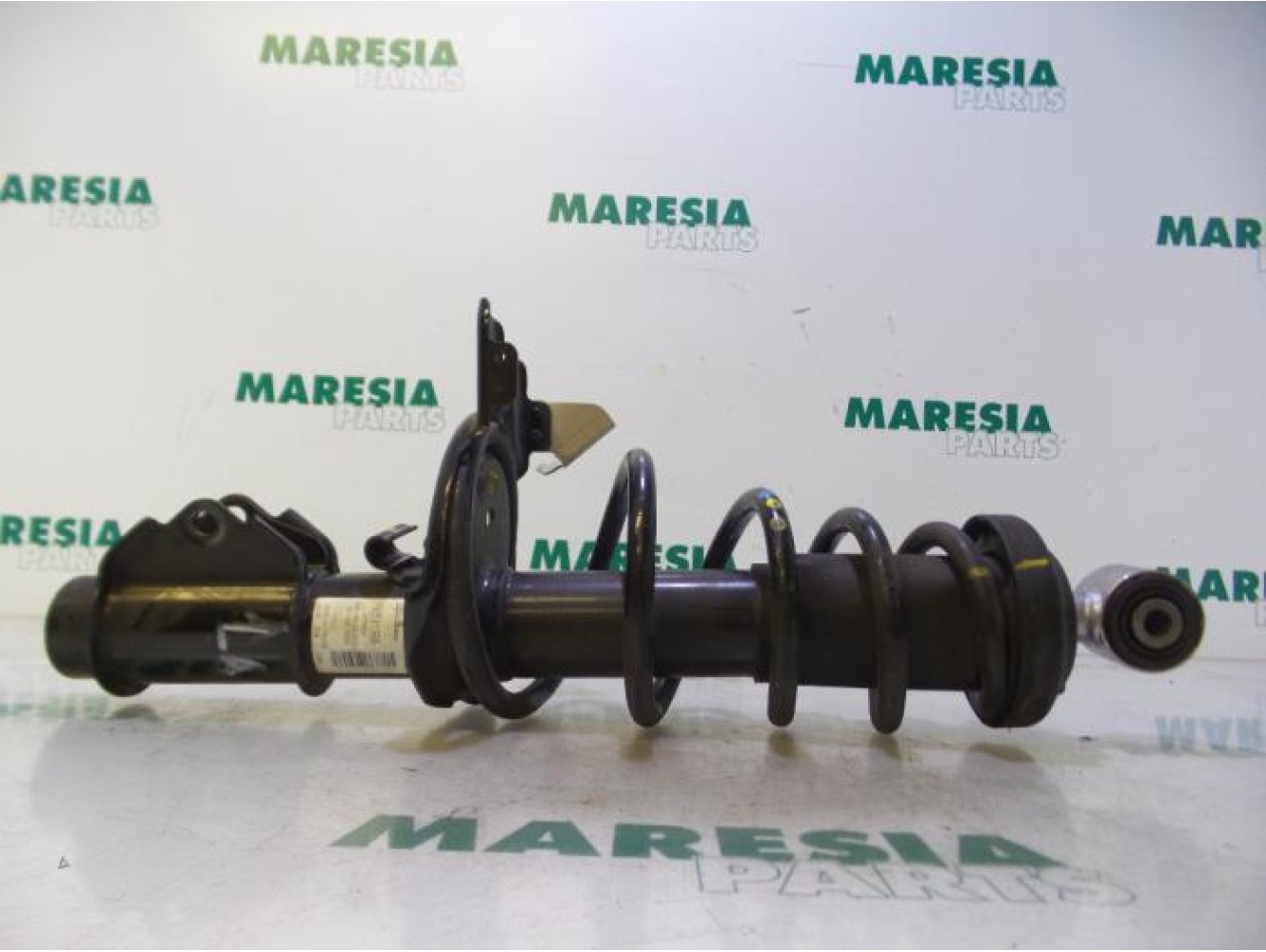 Alfa Romeo - 4C - Rear shock absorber rod, left