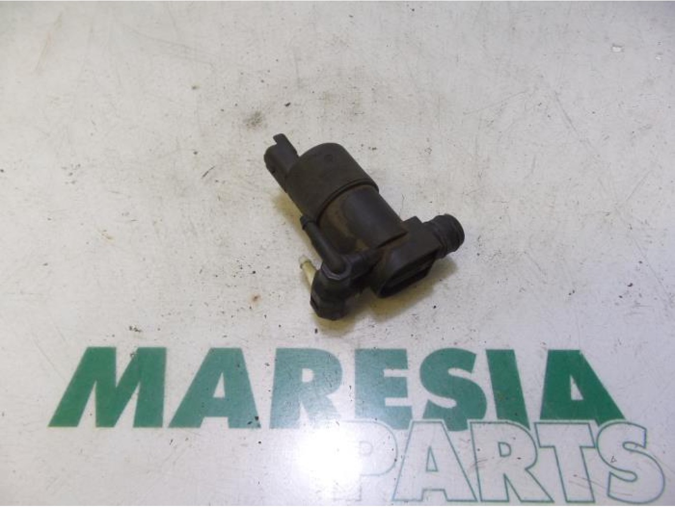 Peugeot - 1007 - Scheibensprüherpumpe vorne