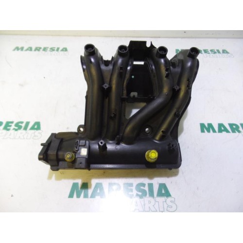 Renault - Clio - Intake manifold