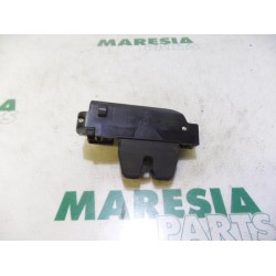 Citroen - Picasso - Tailgate lock mechanism
