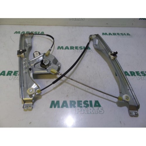Renault - Clio - Window mechanism 4-door, front right