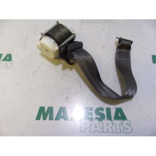 Renault - Clio - Rear seatbelt, left