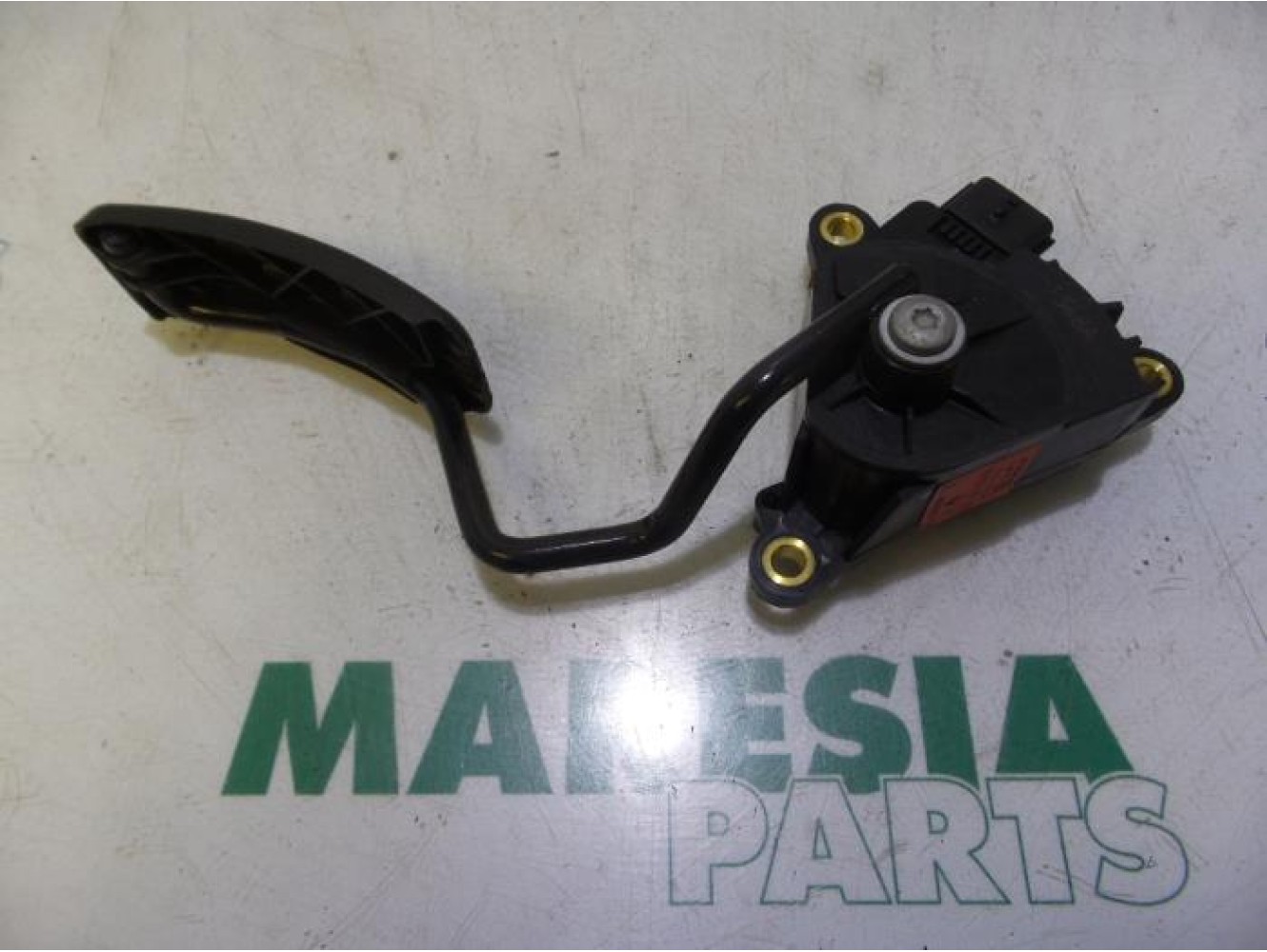Renault - Clio - Throttle pedal position sensor