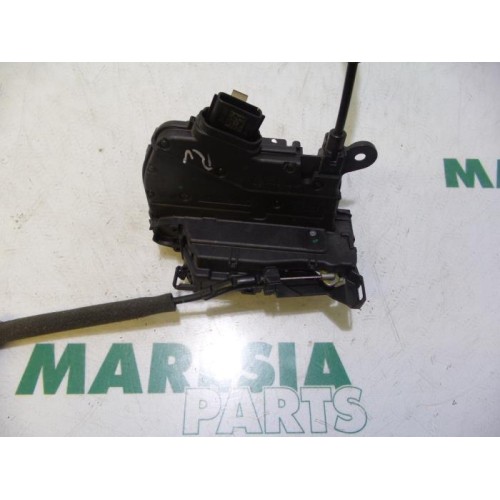 Renault - Twingo - Front door lock mechanism 4-door, right