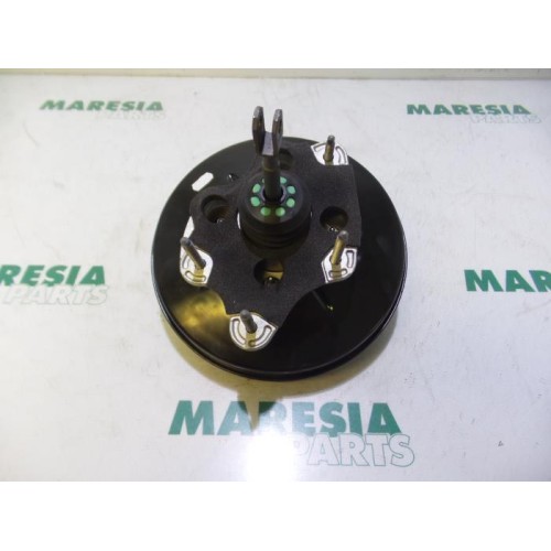 Renault - Captur - Brake servo