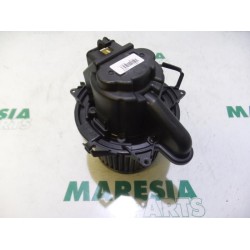 Renault - Captur - Heating and ventilation fan motor