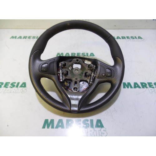 Renault - Captur - Steering wheel
