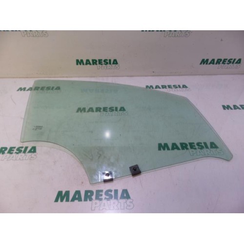 Renault - Captur - Door window 4-door, front right