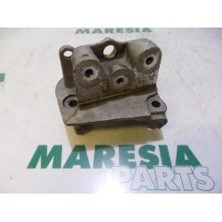 Fiat - Punto - Engine mount