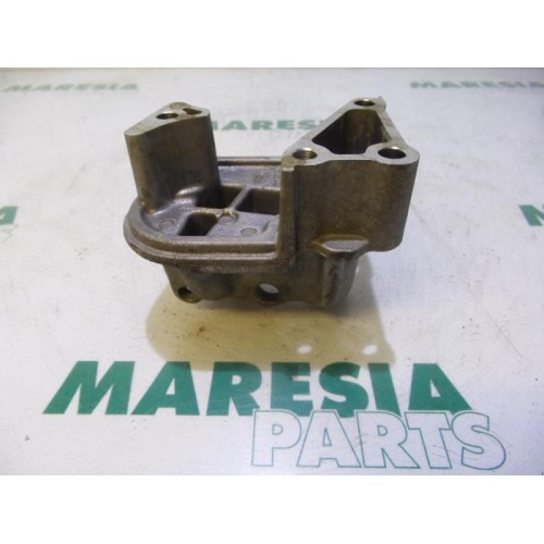 Fiat - Punto - Engine mount