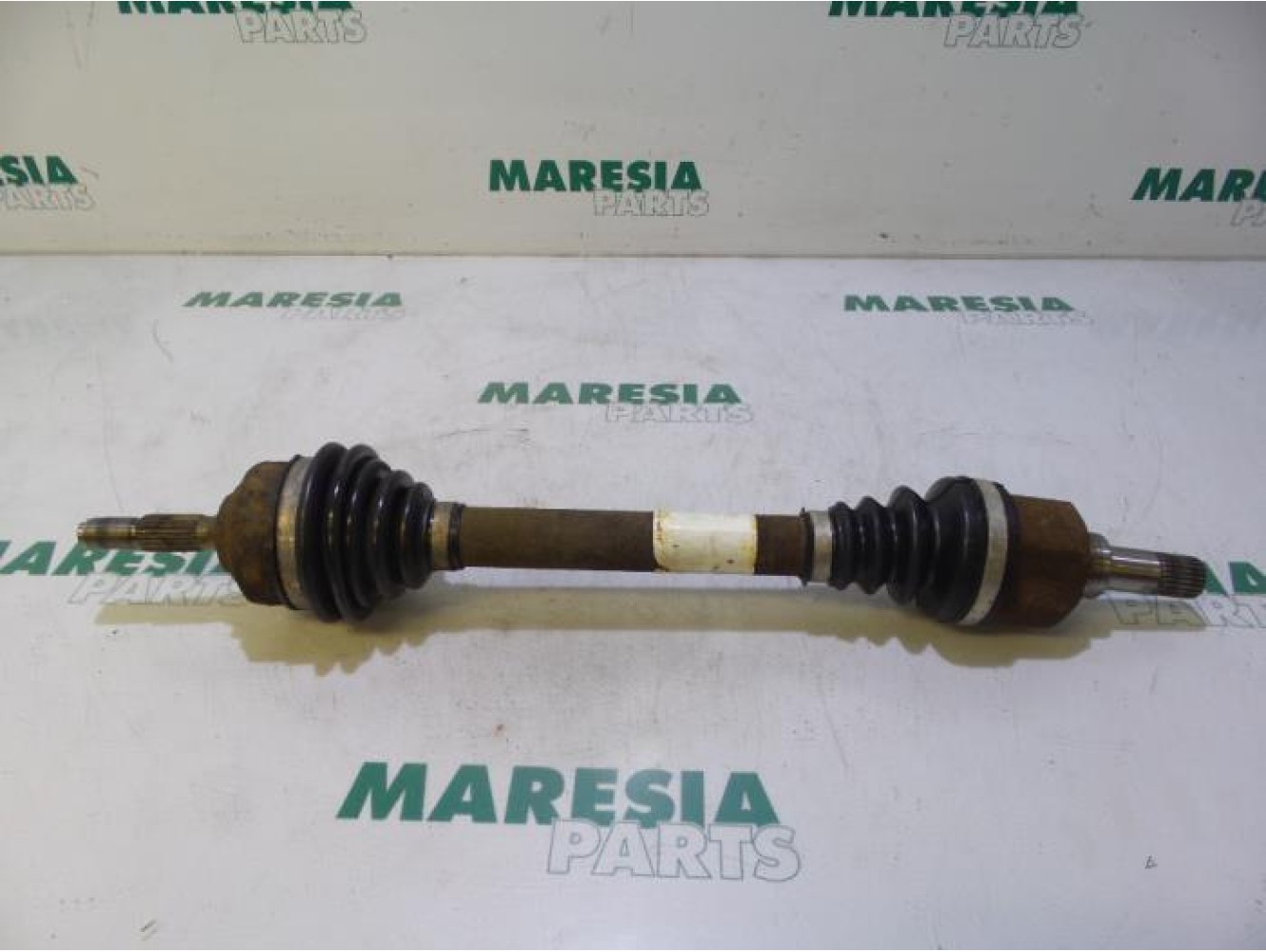 Citroen - C3 - Aandrijfas links-voor