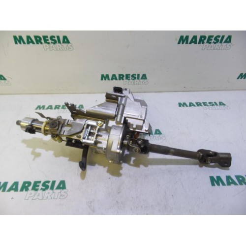 Renault - Megane Scenic - Steering column housing