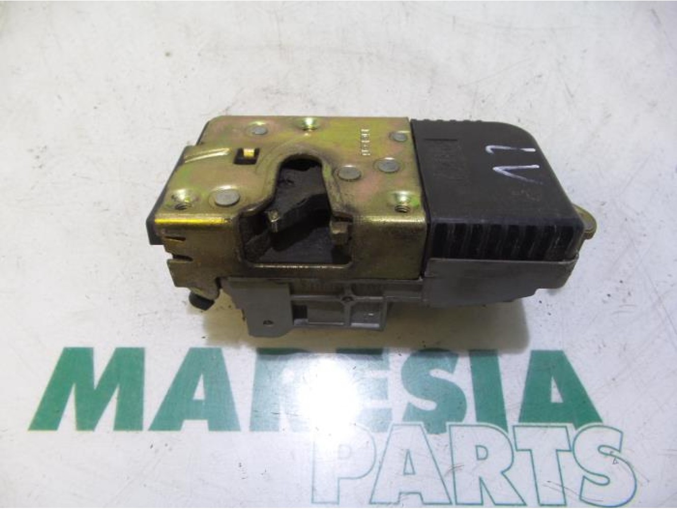 Citroen - C8 - Door lock mechanism 4-door, front left