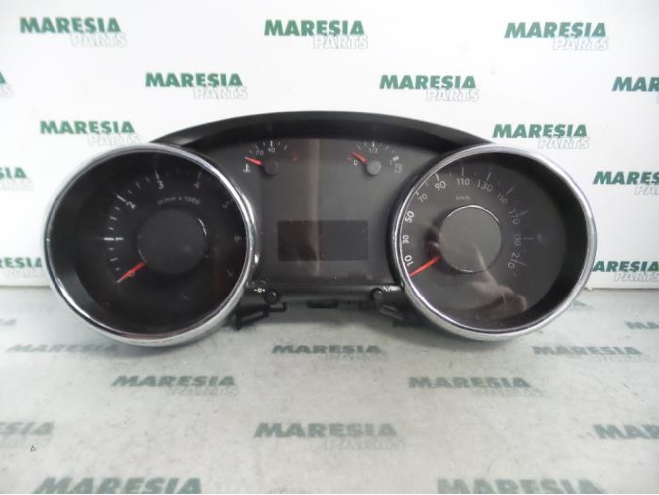 Peugeot - 5008 - Instrumentenbrett