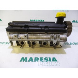 Renault - Megane Scenic - Cylinder head