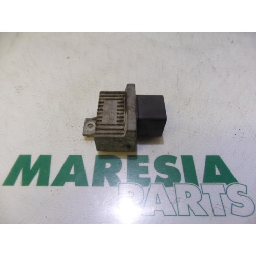 Renault - Kangoo - Glow plug relay