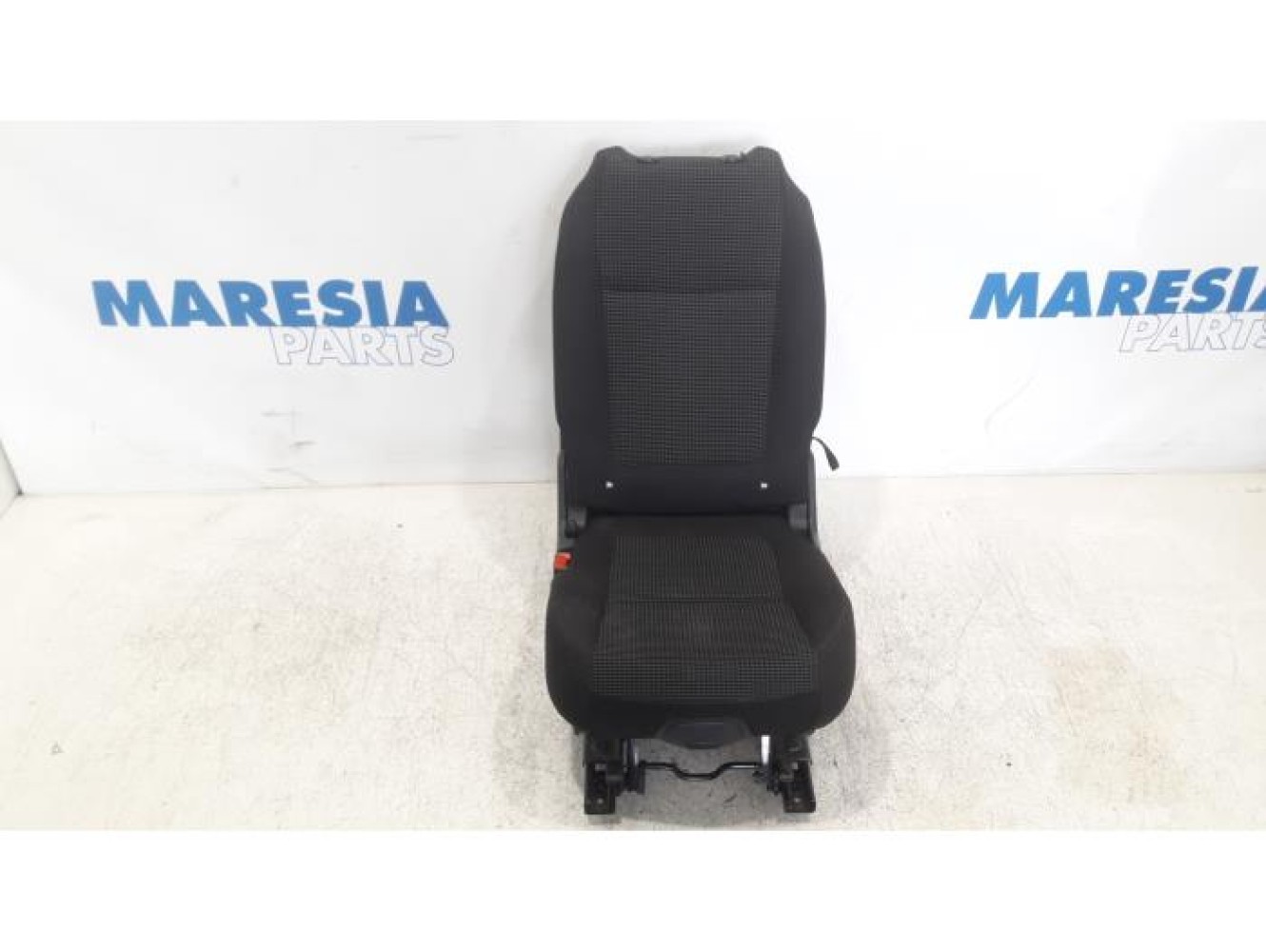 Peugeot - 5008 - Rear seat
