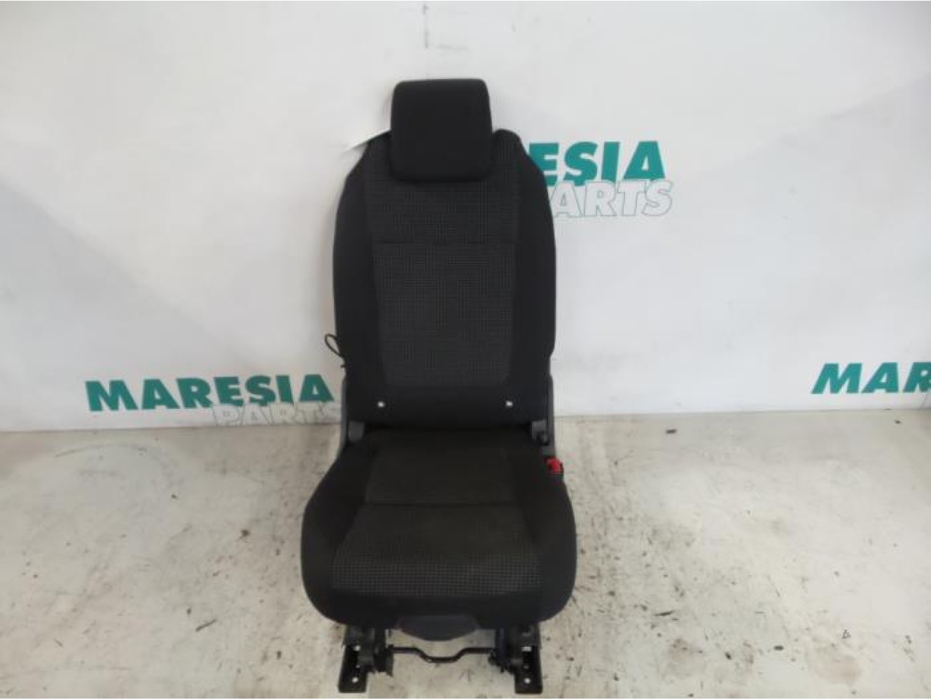 Peugeot - 5008 - Rear seat
