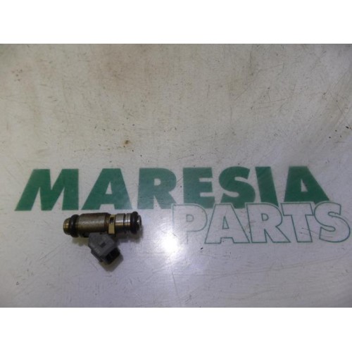 Renault - Clio - Injector (petrol injection)