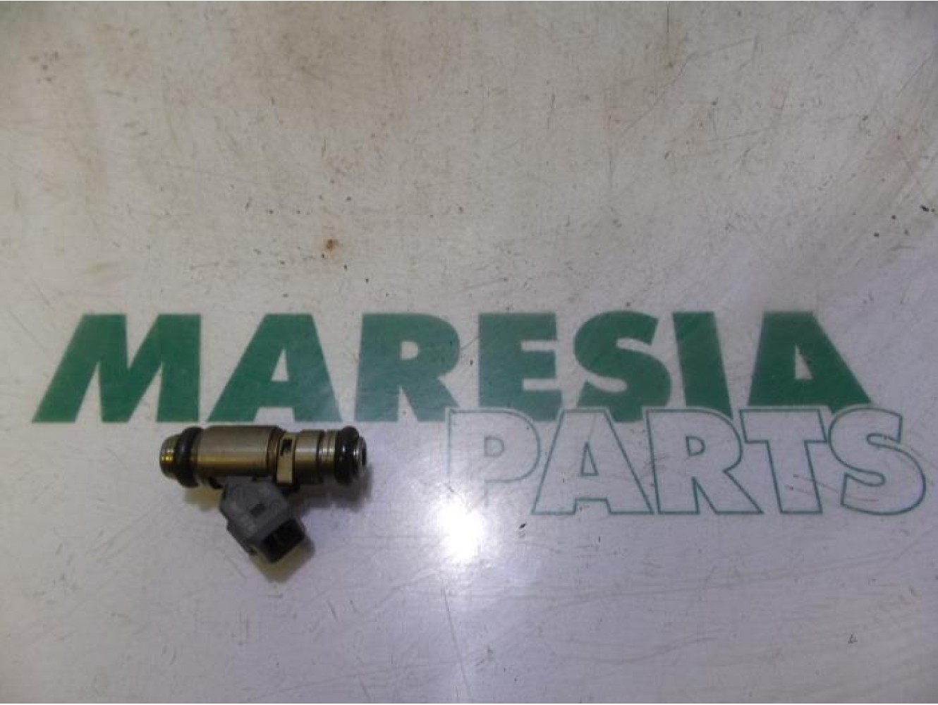 Renault - Clio - Injector (petrol injection)