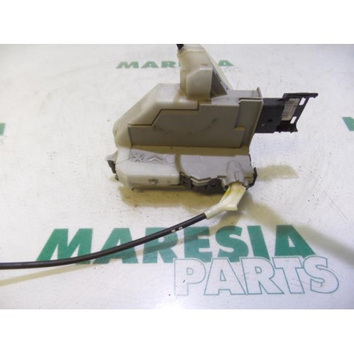 Peugeot - 5008 - Rear door mechanism 4-door, right