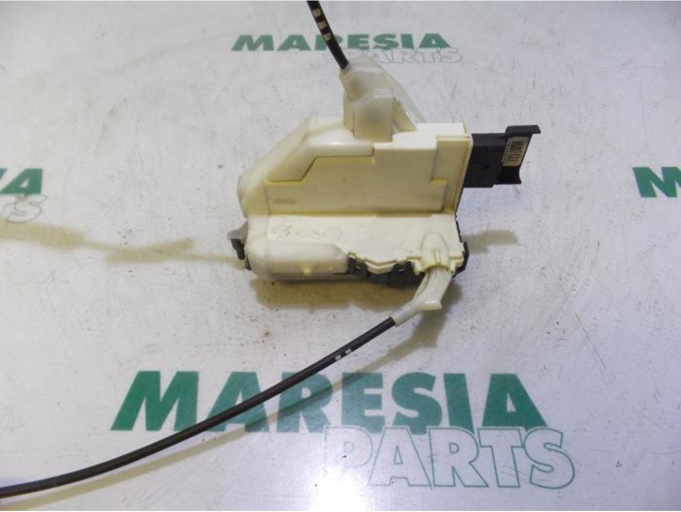 Peugeot - 5008 - Front door lock mechanism 4-door, right