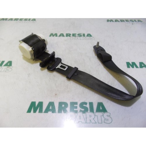 Peugeot - 5008 - Rear seatbelt, right